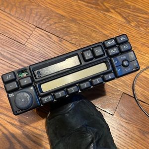 Mercedes Benz mid-90’s AM/FM/Cassette! CM2294